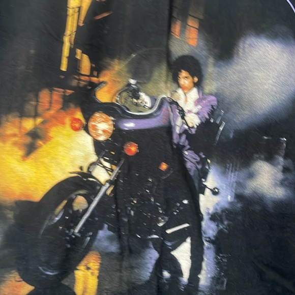 Prince Tee - Picture 3 of 4